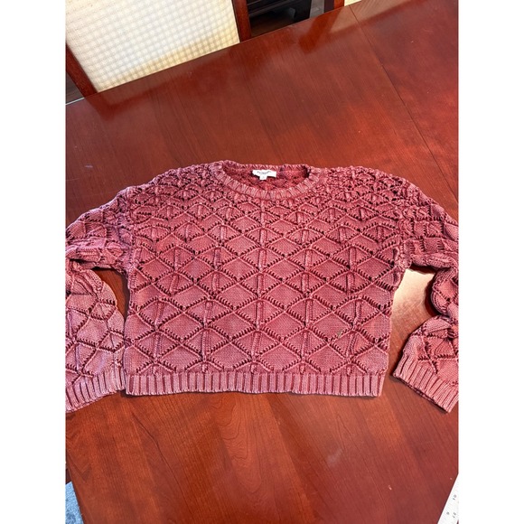 ee:some Sweaters - we:some mauve textured knit med crewneck sweater open-weave diamond pattern